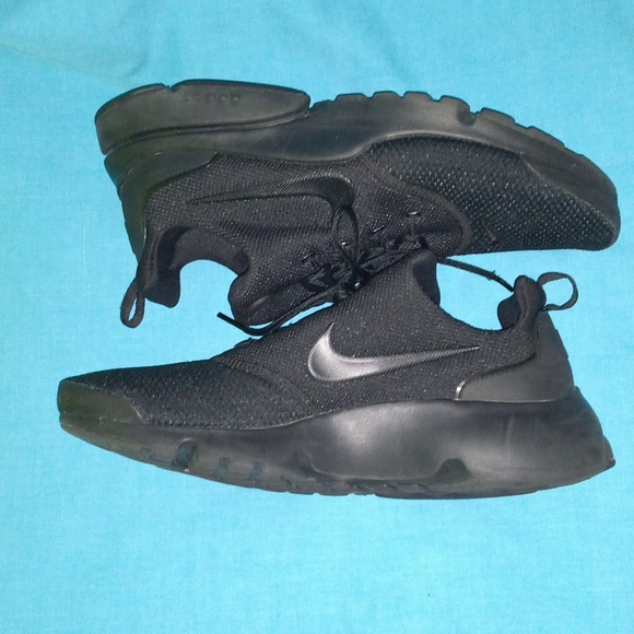 Nike Other - Nike Presto Fly trainers